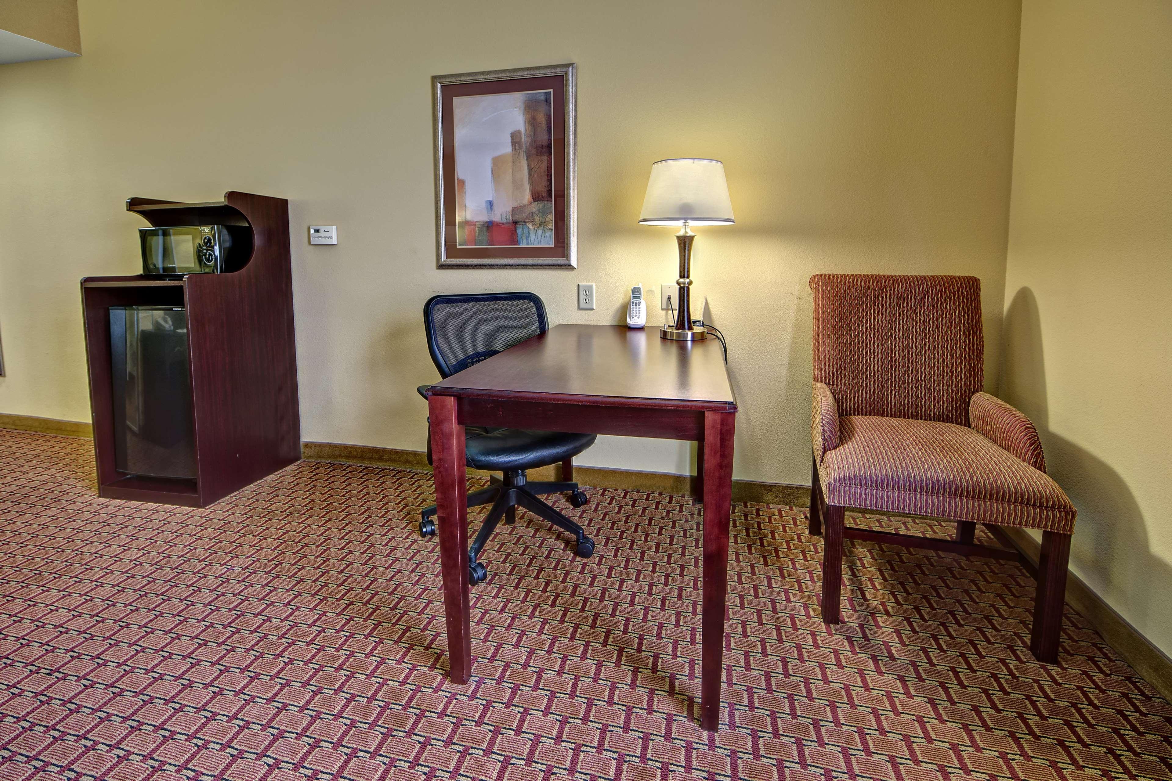 Hampton Inn Galax Экстерьер фото