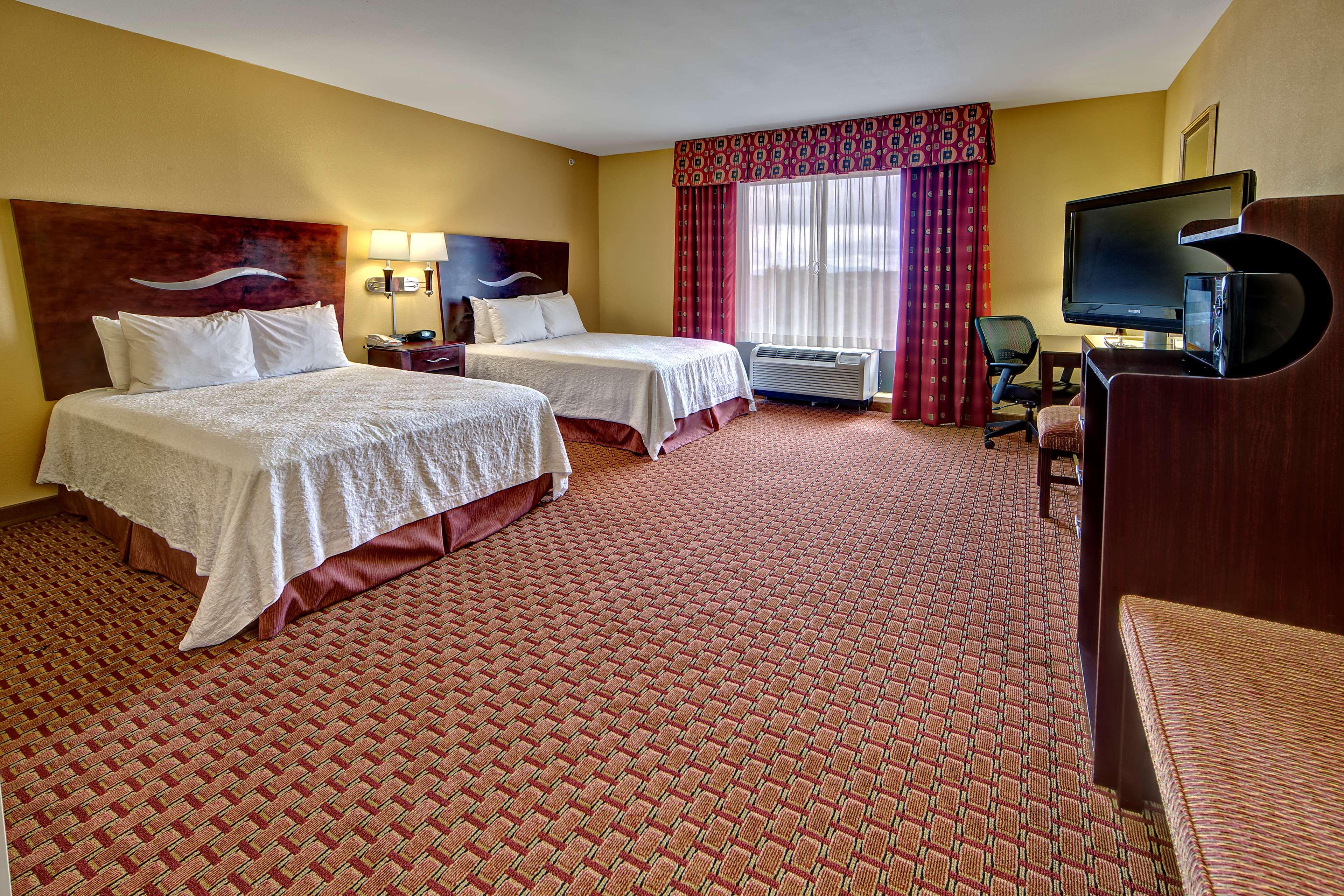 Hampton Inn Galax Экстерьер фото